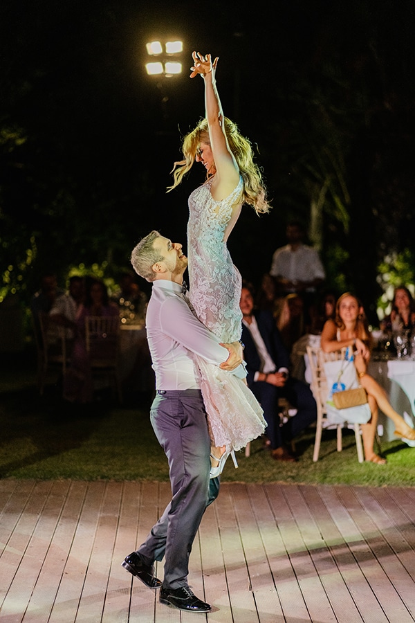 fall-wedding-athens-elegant-details_19