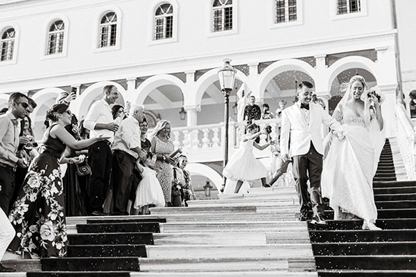 fall-wedding-tinos-romantic-elements-white-hues_09