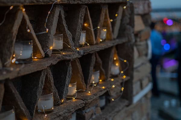 fall-wedding-tinos-romantic-elements-white-hues_19