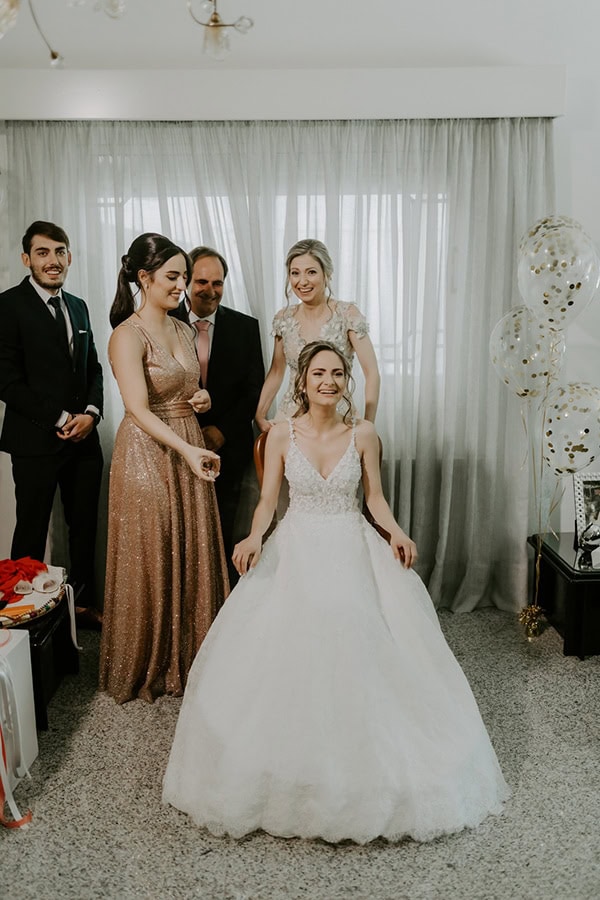 glamorous-wedding-limassol-white-hydrangeas-fairylights_10