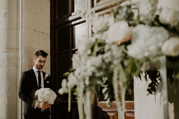 glamorous-wedding-limassol-white-hydrangeas-fairylights_15