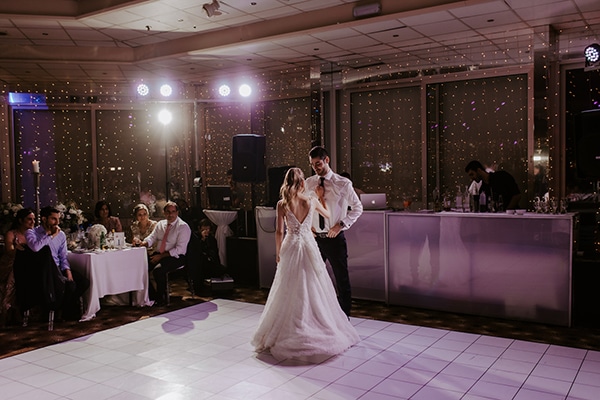 glamorous-wedding-limassol-white-hydrangeas-fairylights_35