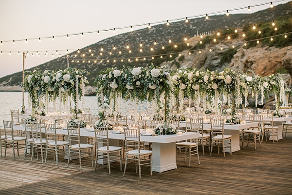 luxurious-summer-wedding-sifnos-island-lush-floral-designs_41x