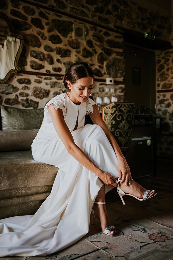 minimal-summer-wedding-litochoro-baby-breath-dusty-pink-hues_08