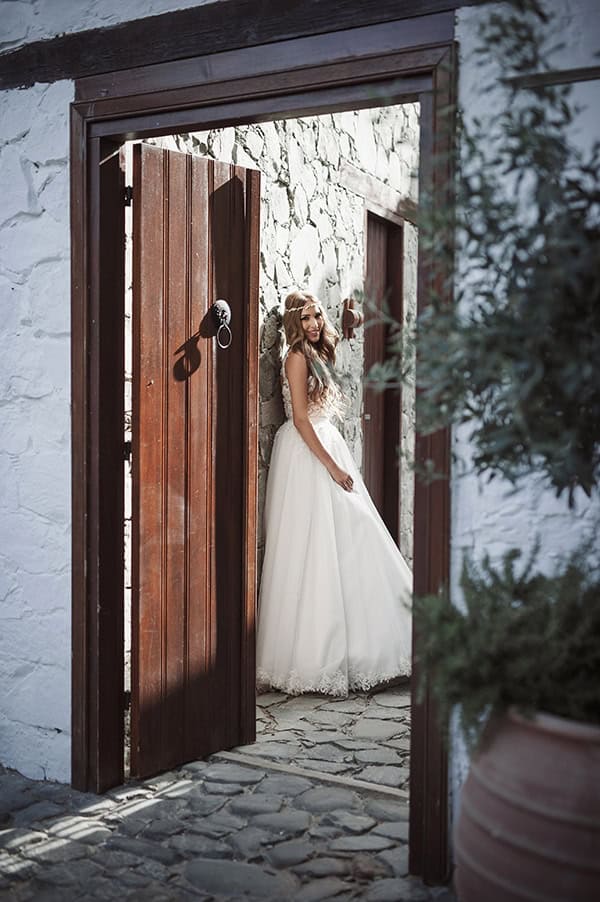 romantic-day-after-shoot-mountain-sea-location_05x