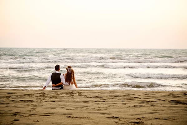 romantic-day-after-shoot-mountain-sea-location_13