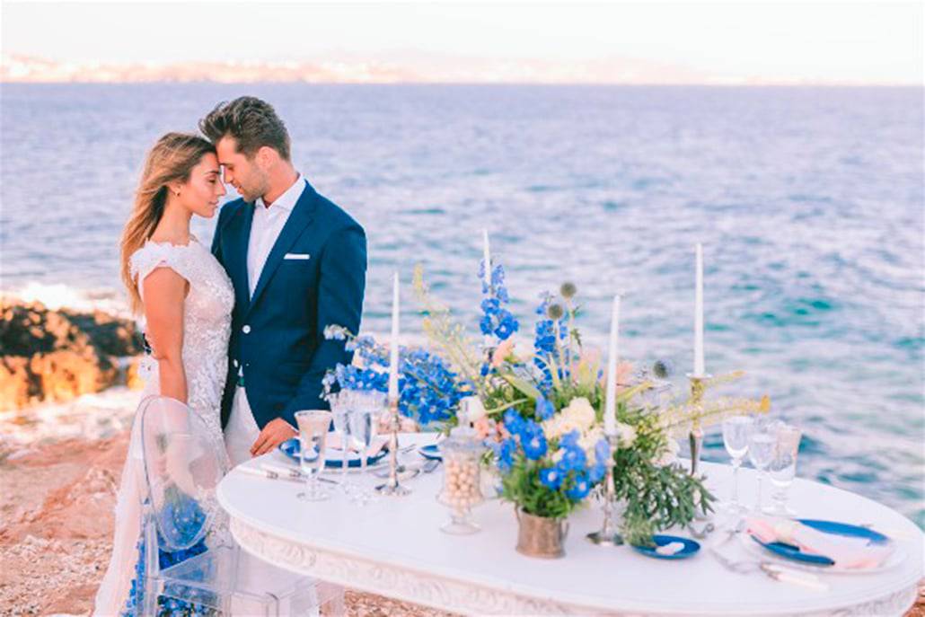 Ρομαντικό elopement στην Πάρο με κυκλαδίτικο άρωμα