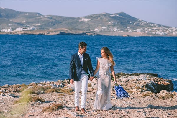 romantic-elopement-paros-cycladic-vibes_09x