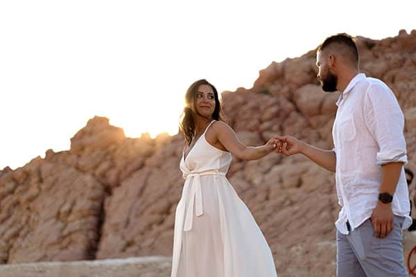 romantic-prewedding-shoot-vouliagmenis-beach_01