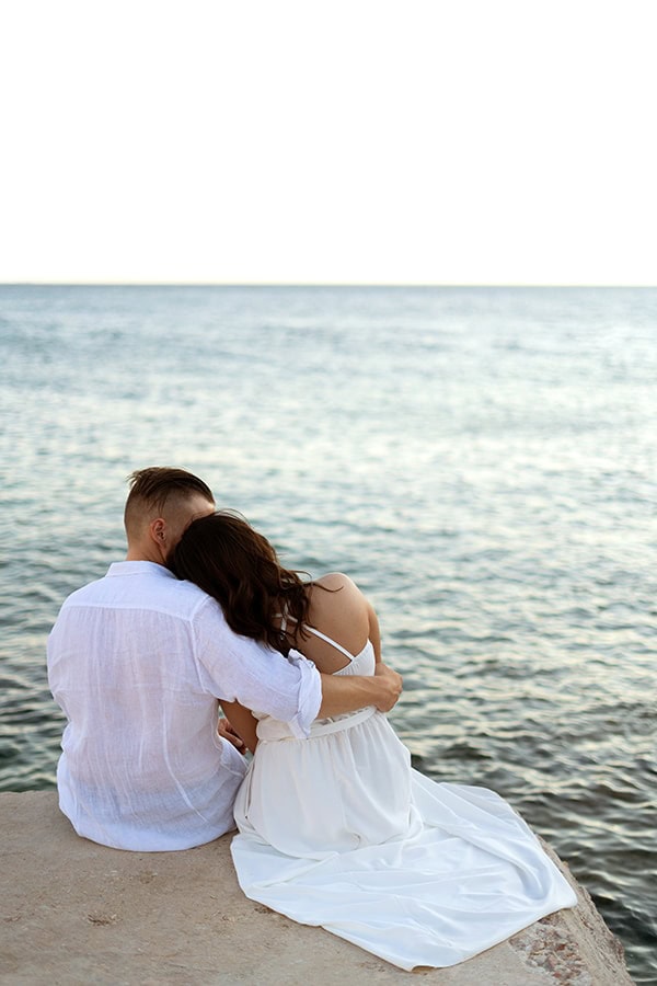romantic-prewedding-shoot-vouliagmenis-beach_05