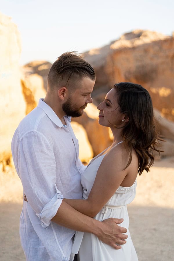 romantic-prewedding-shoot-vouliagmenis-beach_09x