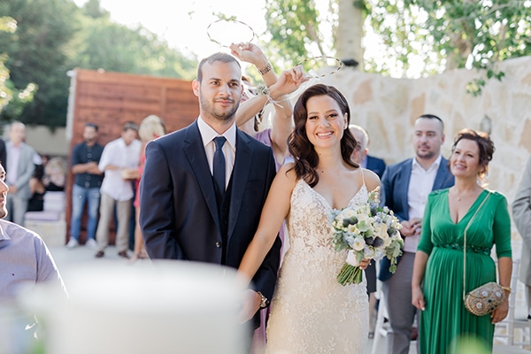 romantic-summer-wedding-athens-dusty-blue-flowers_23