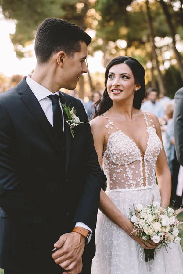 summer-outdoor-wedding-romantic-details_25