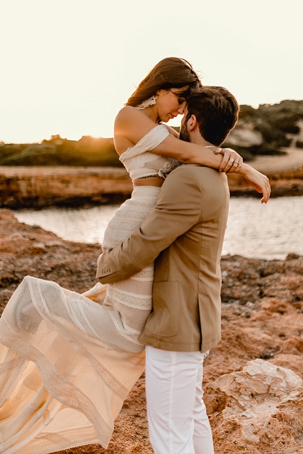 summer-shoot-stylish-zolotas-wedding-dress_01x