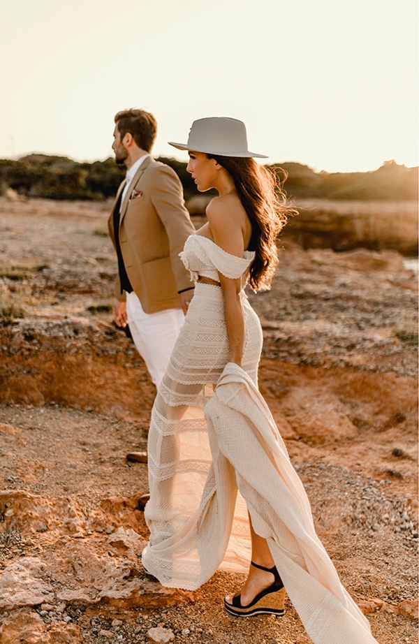 summer-shoot-stylish-zolotas-wedding-dress_02x