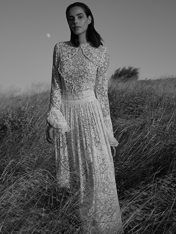 ultra-stylish-wedding-dresses-costarellos_06x