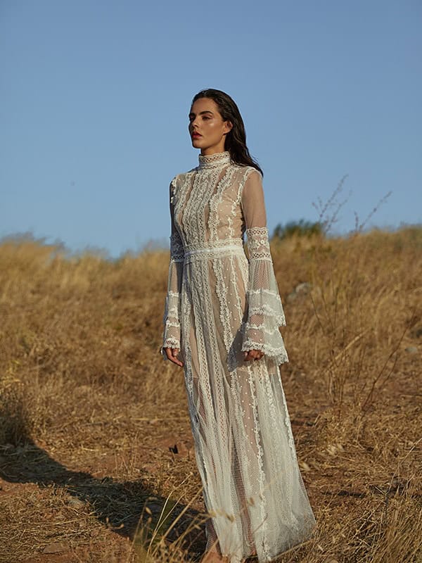 ultra-stylish-wedding-dresses-costarellos_07x