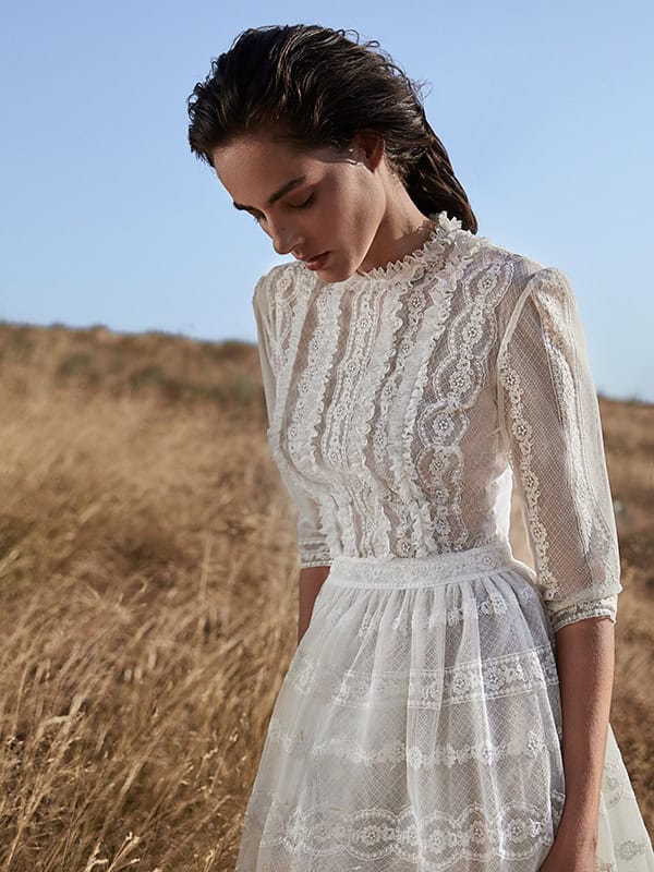 ultra-stylish-wedding-dresses-costarellos_09