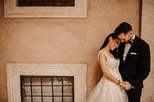 beautiful-fall-wedding-athens-romantic-details_46x