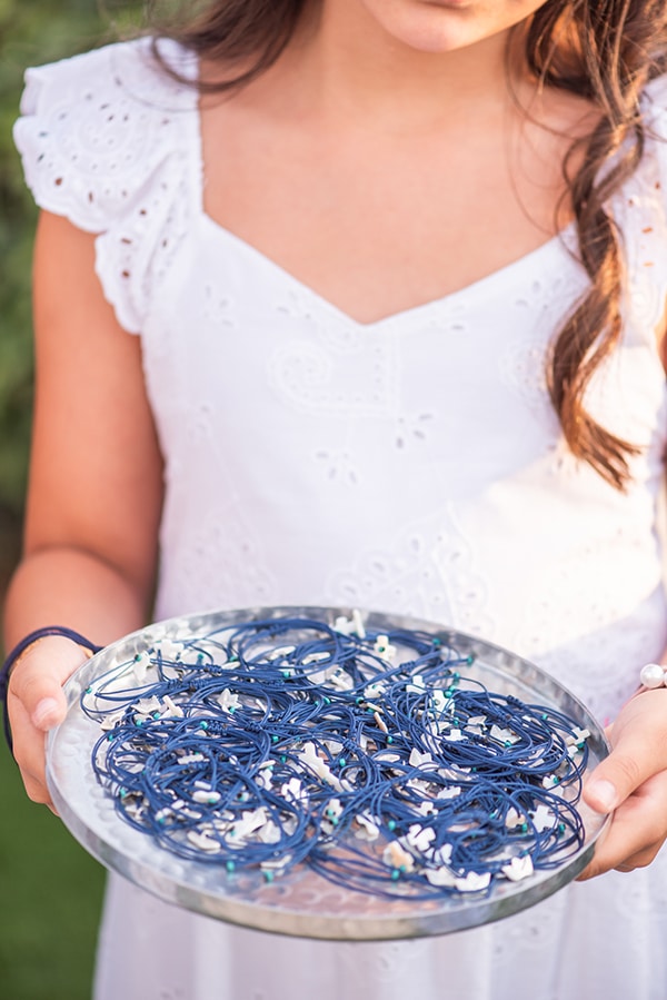 beautiful-wedding-baptism-athens-baby-breaths-blue-hyndrangeas_06x