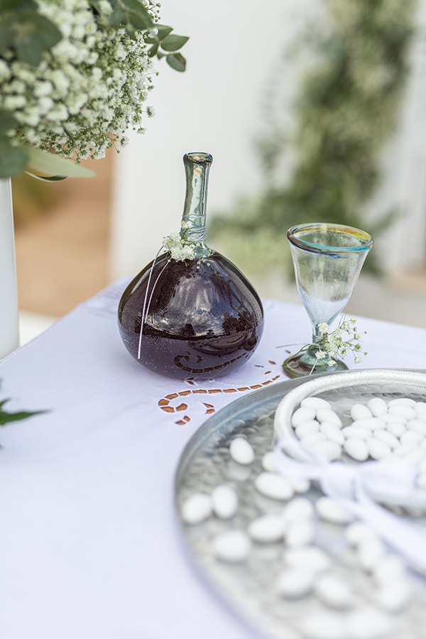 beautiful-wedding-baptism-athens-baby-breaths-blue-hyndrangeas_11x