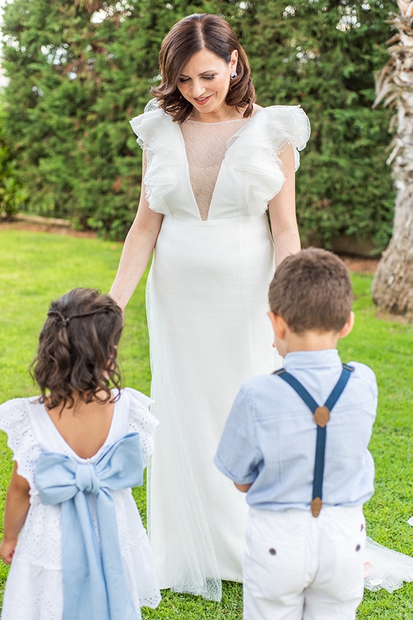 beautiful-wedding-baptism-athens-baby-breaths-blue-hyndrangeas_14
