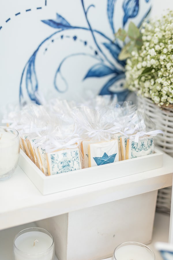 beautiful-wedding-baptism-athens-baby-breaths-blue-hyndrangeas_17