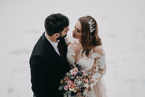 beautiful-winter-wedding-larnaca-warm-hues_27