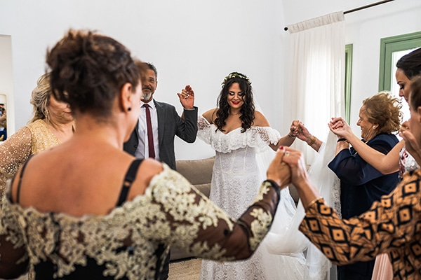 bohemian-fall-wedding-santorini_10