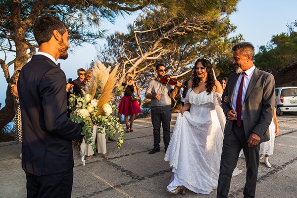 bohemian-fall-wedding-santorini_17x