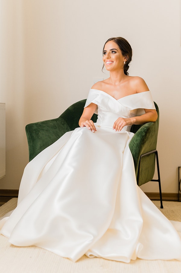 elegant-summer-wedding-nicosia-white-green-hues_09x