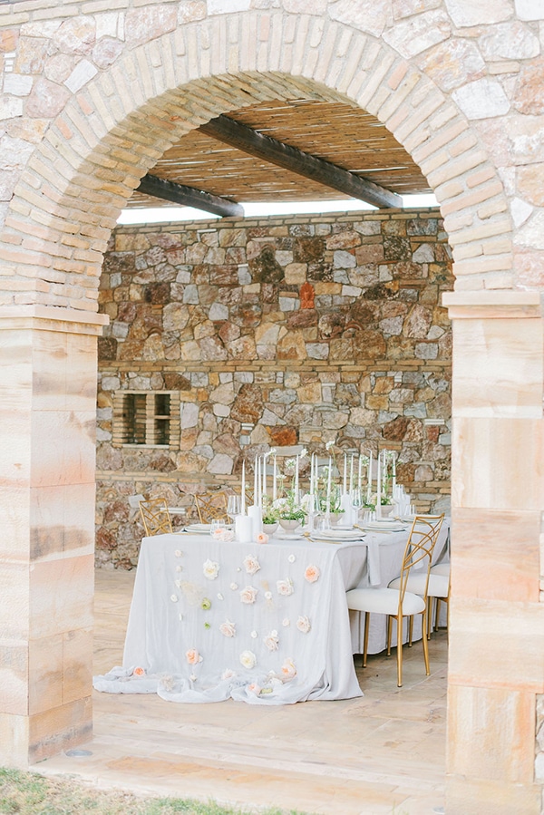 inspirational-styled-shoot-romantic-chic-details_04x