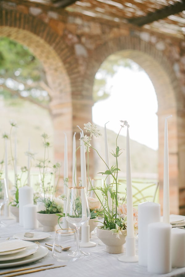 inspirational-styled-shoot-romantic-chic-details_10x