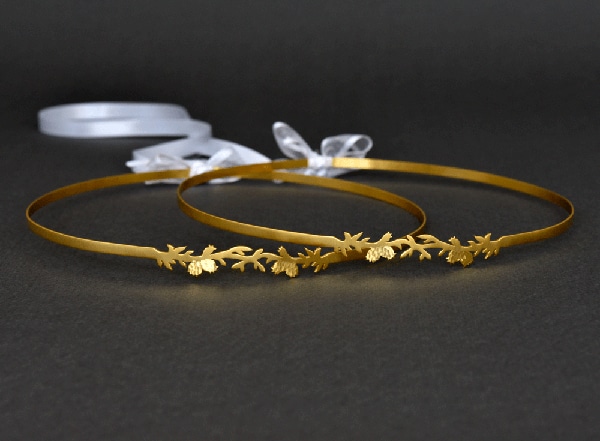 minimal-chic-wedding-wreaths-elegant-wedding_01x