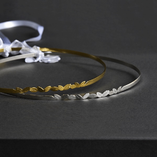 minimal-chic-wedding-wreaths-elegant-wedding_02