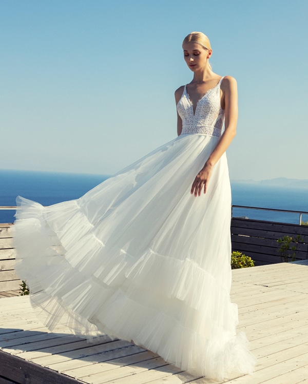 modern-bridal-creations-dreamy-bridal-look_02x