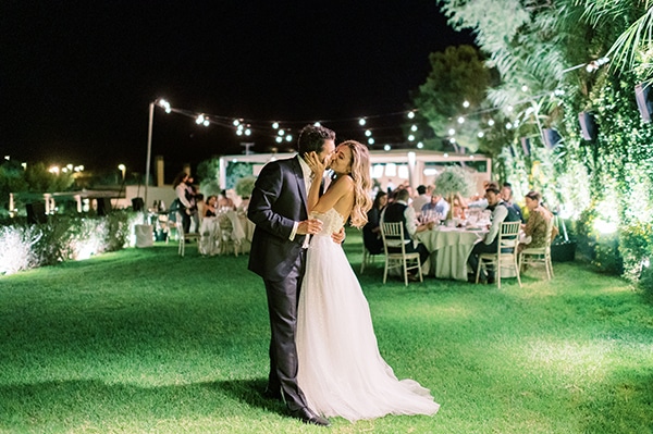 romantic-fall-wedding-athens_37