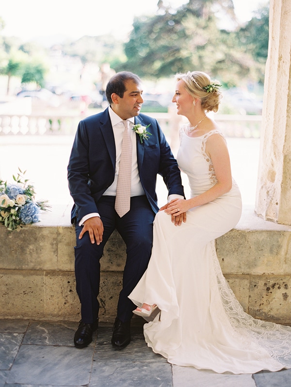 romantic-wedding-corfu-dusty-blue-hues-elegant-touches_45