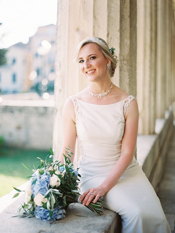 romantic-wedding-corfu-dusty-blue-hues-elegant-touches_48