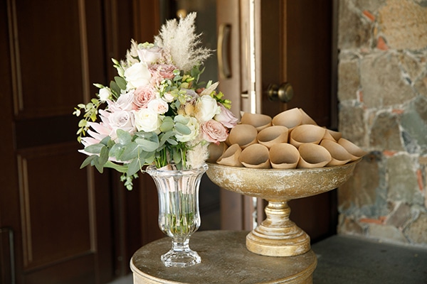 stunning-bohemian-wedding-decoration-ideas-gold-details_03x