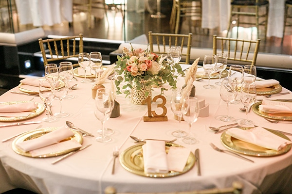 stunning-bohemian-wedding-decoration-ideas-gold-details_07