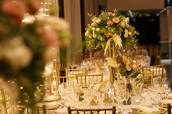 stunning-bohemian-wedding-decoration-ideas-gold-details_21