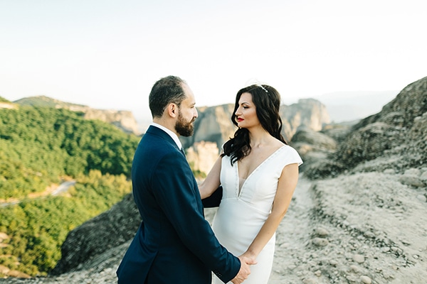 stunning-next-day-shoot-beautiful-meteora_03x
