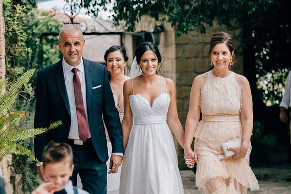 summer-wedding-limassol-romantic-elements_11