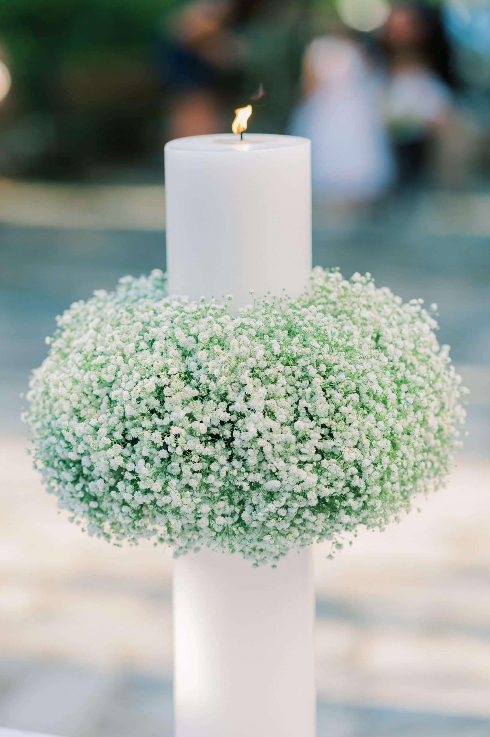 Ρομαντικός στολισμός λαμπάδας με γυψοφύλλη