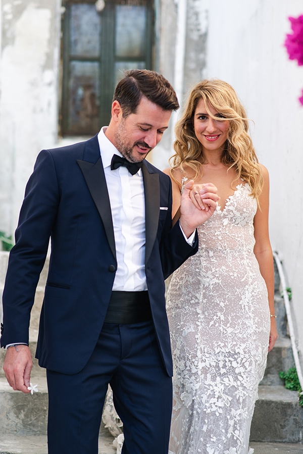 beautiful-summer-wedding-athens-romantic-florals_03