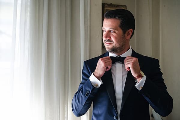 beautiful-summer-wedding-athens-romantic-florals_09