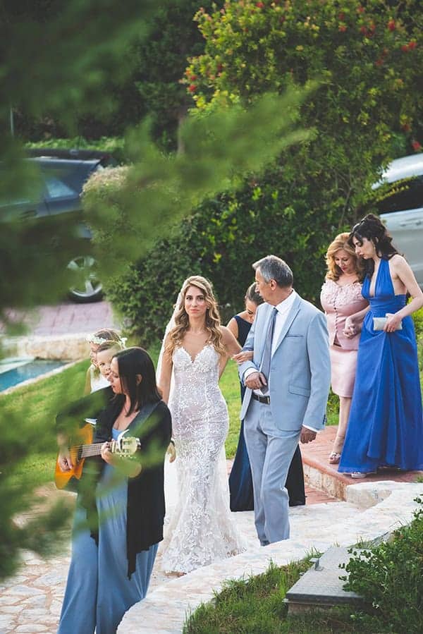 beautiful-summer-wedding-athens-romantic-florals_11