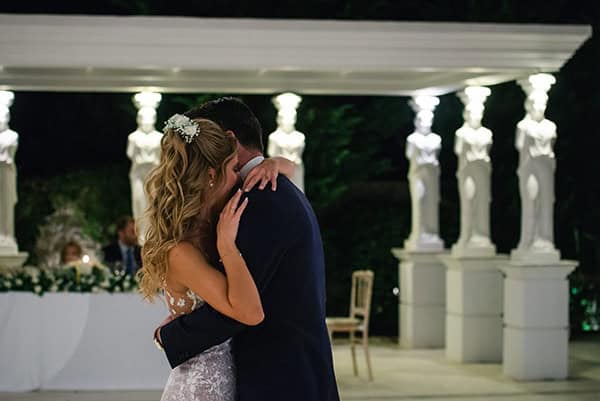 beautiful-summer-wedding-athens-romantic-florals_19