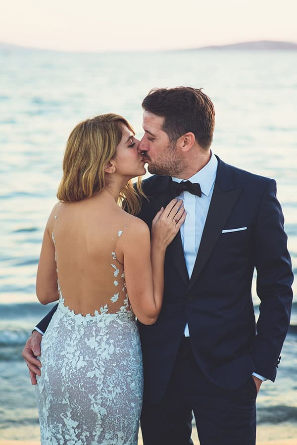 beautiful-summer-wedding-athens-romantic-florals_21